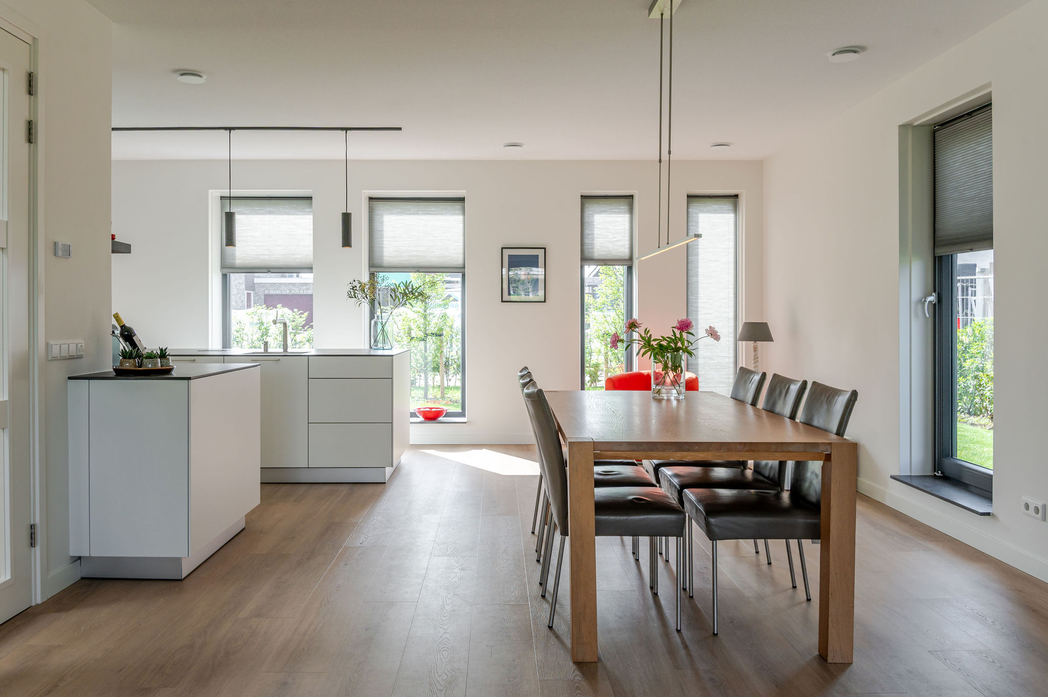 design greeploze keuken in Almere alpine wit met Dekton Eter eilandwerkblad